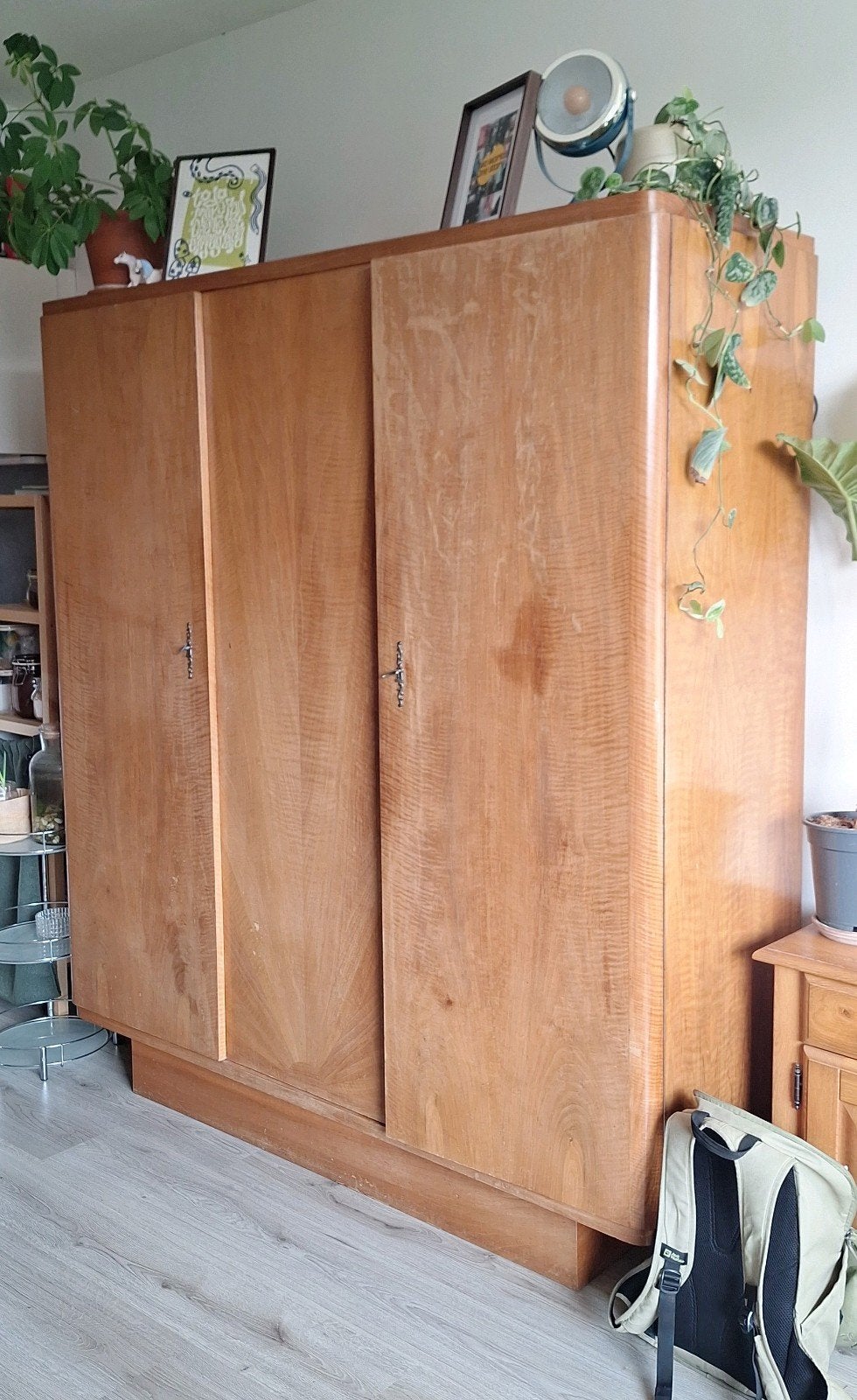 vintage kast, Huis en Inrichting, Kasten | Kledingkasten, Ophalen, Met deur(en), Gebruikt, 150 tot 200 cm