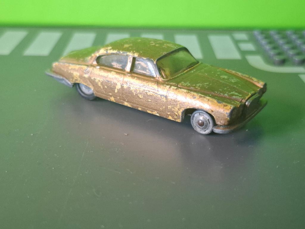 Husky - Jaguar Mk10 [goud] 1/66, Hobby en Vrije tijd, Modelauto's | Overige schalen, Ophalen of Verzenden, Gebruikt, Auto