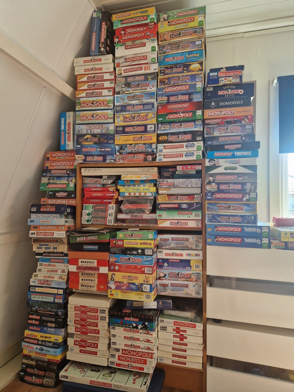 Grote collectie Monopoly spellen (ruim 200), Drie of vier spelers, Ophalen, Gebruikt, Hasbro