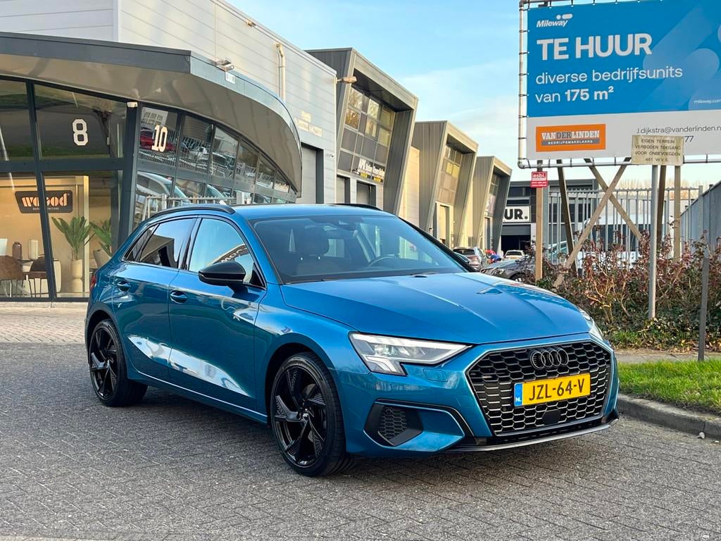 Audi A3 SPORTBACK 30 TFSI DSG-7 Business edition LED NAVI, Stof, Gebruikt, Blauw, 23 km/l