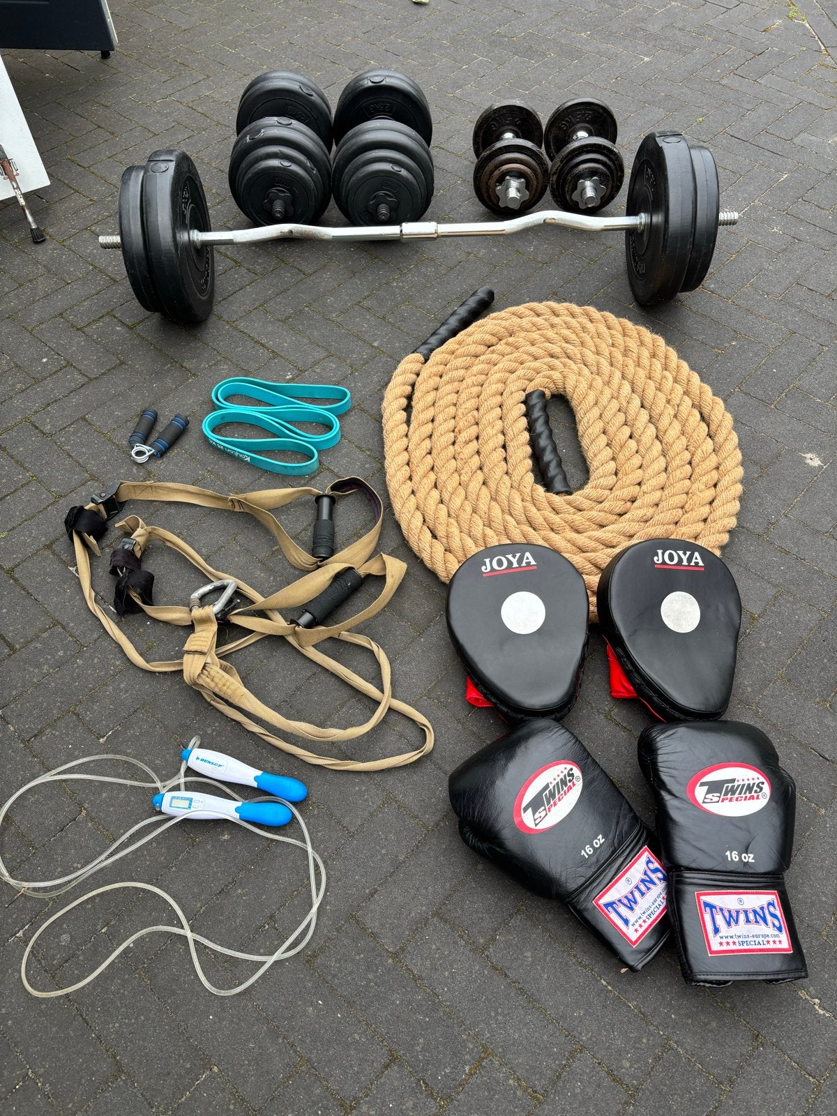 Uitgebreide fitness set: gewichten, TRX, bokshandschoenen, Ophalen, Gebruikt, Armen, Dumbbell
