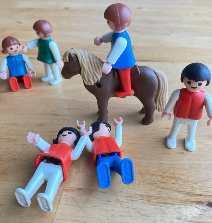 Vintage Playmobil 7 kinderen en 1 paardje Geobra 1981, Ophalen of Verzenden, Gebruikt