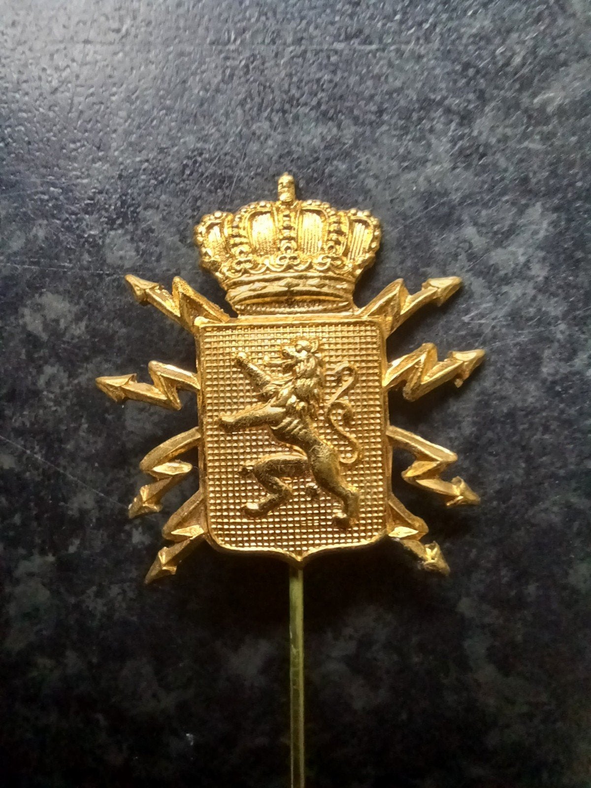 Speldje Belgische leger Verbindingen, Verzamelen, Ophalen, Gebruikt, Overige onderwerpen, Speldje of Pin