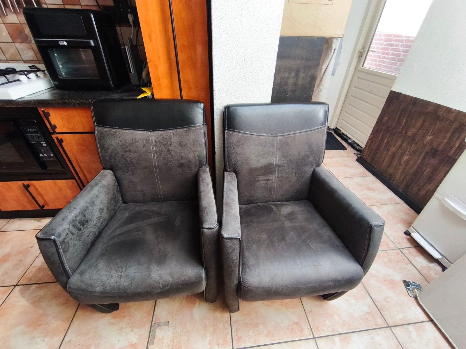 4 FEST Amsterdam Jort eetkamerstoelen Gobi 97 antraciet, Huis en Inrichting, Ophalen, Modern design, Gebruikt, Vier