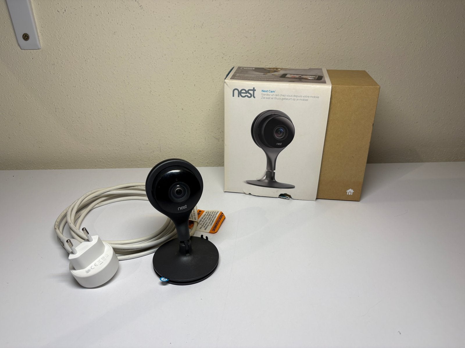 Google Nest Cam Indoor Beveiligingscamera (NC1102FD), Ophalen of Verzenden, Zo goed als nieuw, Binnencamera