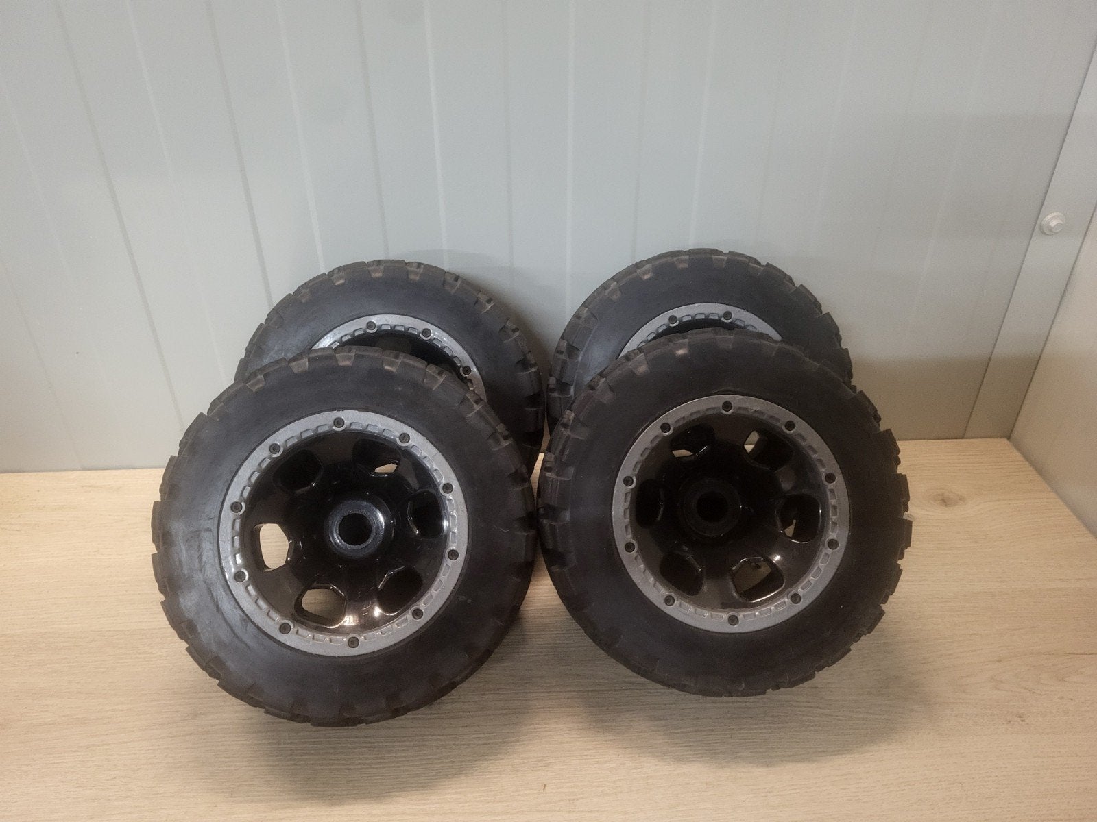 losi wielen hex 24, Hobby en Vrije tijd, Modelbouw | Radiografisch | Auto's, Benzine, Ophalen of Verzenden, Zo goed als nieuw