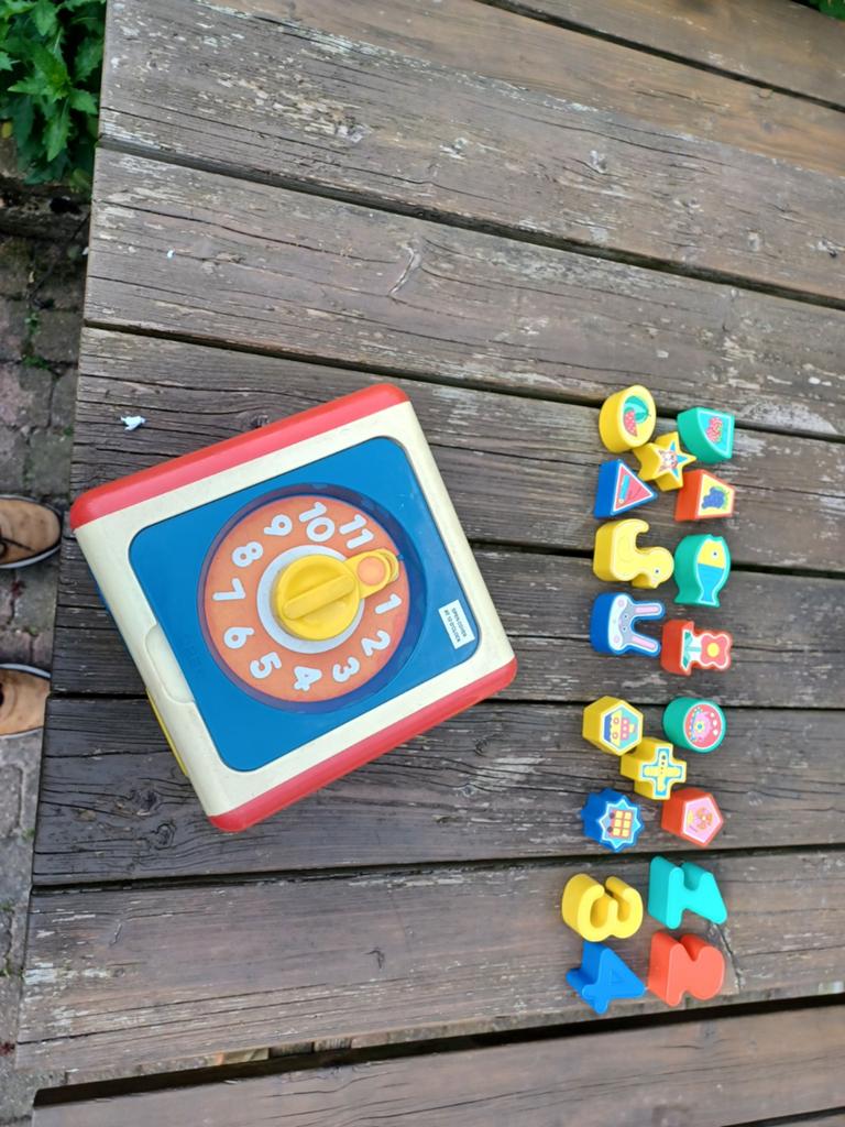 Speelkubus voor baby's en peuters. De blokjes zijn compleet., Ophalen, Overige typen