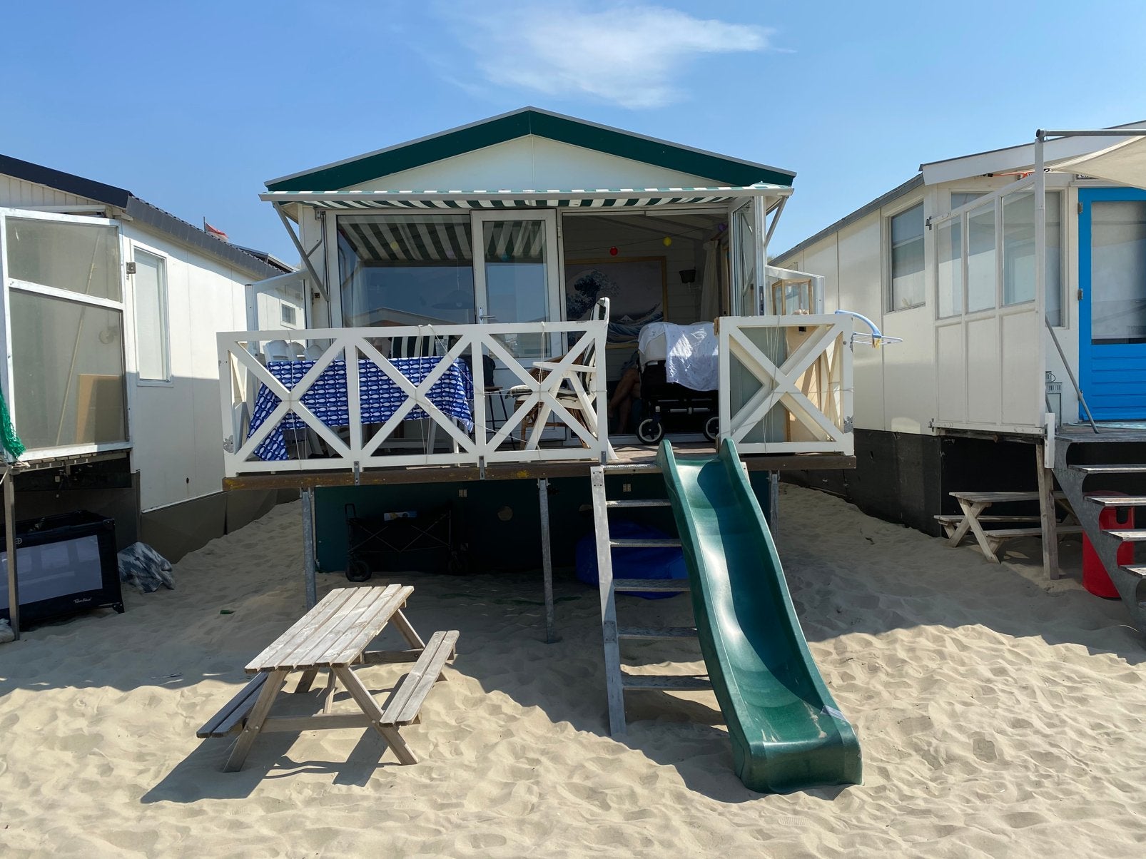 Zomervakantie strandhuisje IJmuiden op het grote strand, 5 personen, Overige typen, Noord-Holland, 1 slaapkamer
