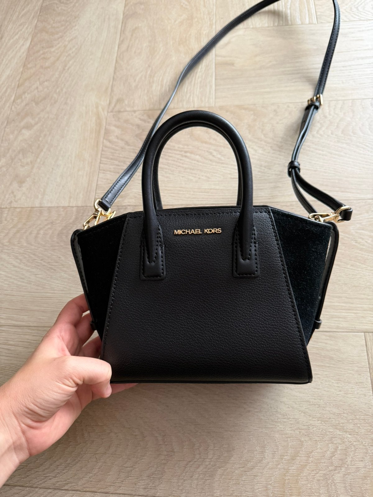 Michael Kors tasje, Sieraden, Tassen en Uiterlijk, Tassen | Damestassen, Ophalen, Zo goed als nieuw, Zwart, Schoudertasje