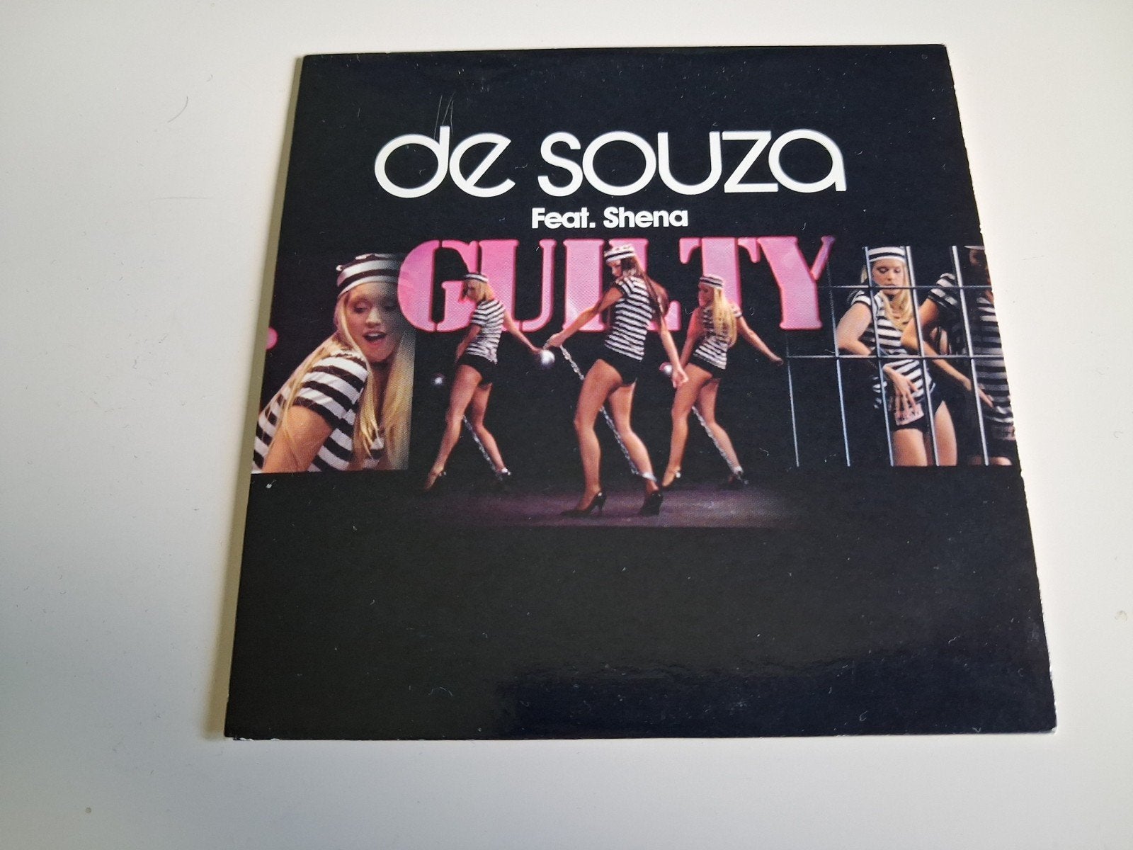 De Souza ft.Shena-Guilty, Verzenden, Dance en House