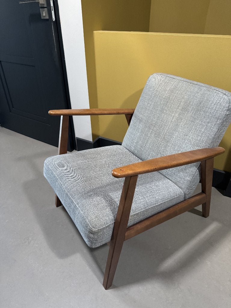 IKEA EKENÄSET fauteuil – zeer nette staat, Huis en Inrichting, Fauteuils, Ophalen, Zo goed als nieuw, 50 tot 75 cm, Hout