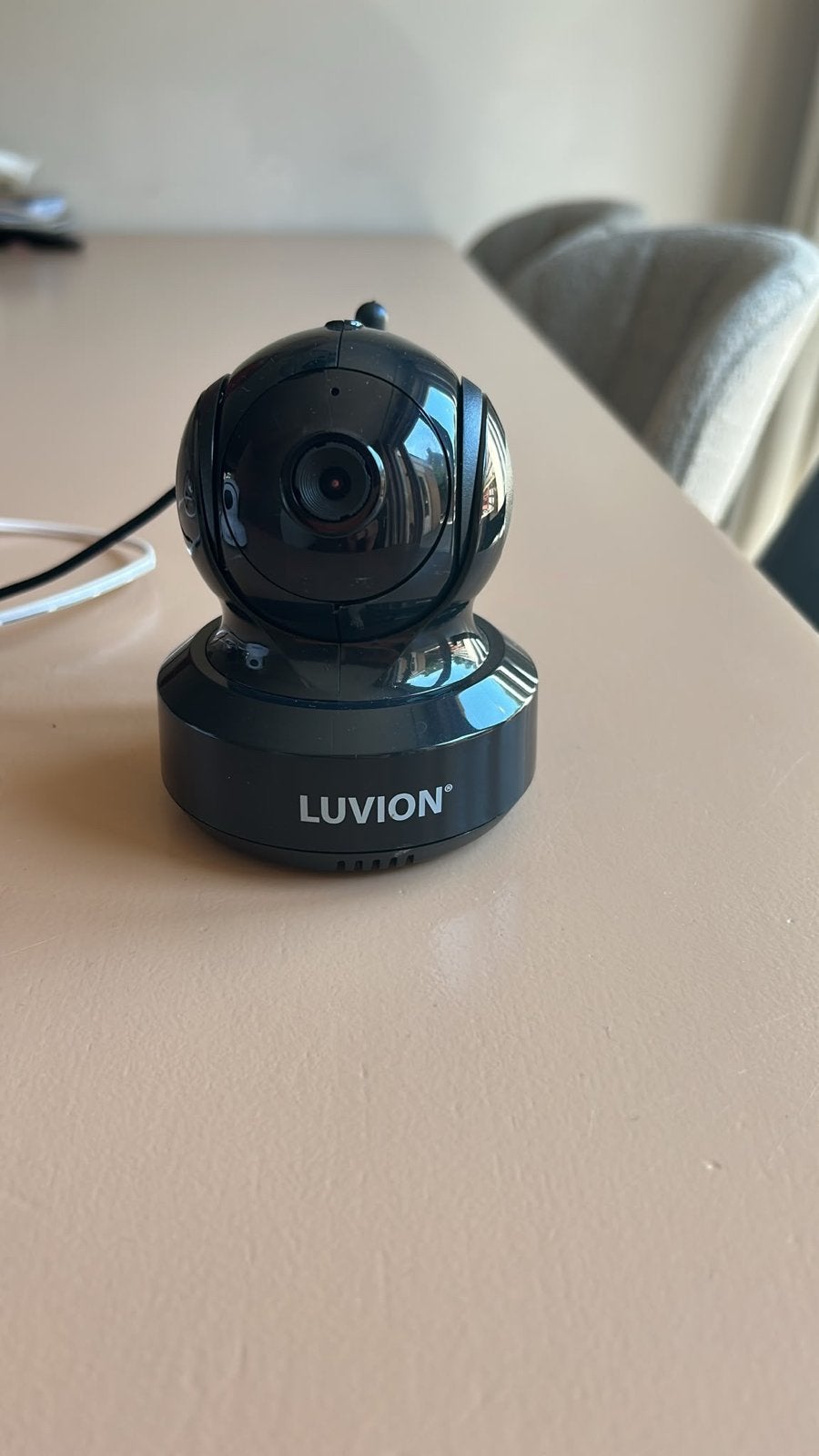 2 Luvion Essential Camera’s  (Zwart en Wit), Ophalen of Verzenden, Gebruikt, 250 meter of meer, Camera