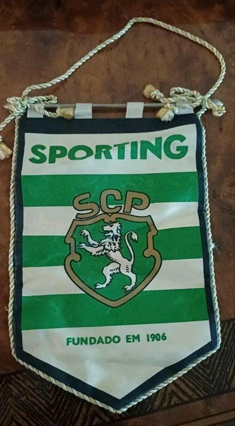 Vaantje Sporting Lissabon, Ophalen of Verzenden, Gebruikt, Buitenlandse clubs, Vaantje of Sjaal
