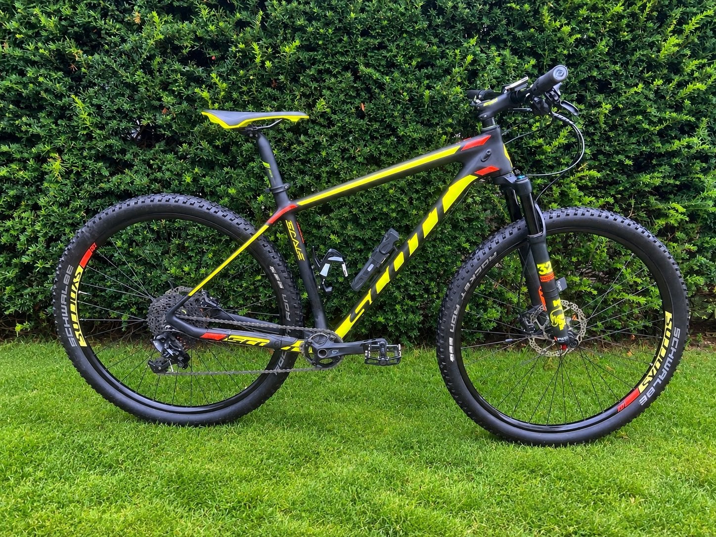 Foto 4 van SCOTT Scale 930 Carbon 29 inch | Nieuwprijs €2.100 | Maat L