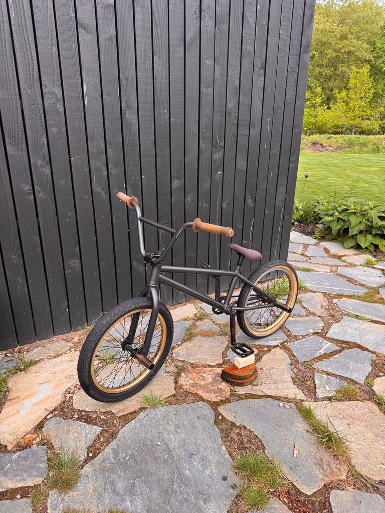 Eastern BMX 20 inch met twee pegs, Fietsen en Brommers, Fietsen | Crossfietsen en BMX, Ophalen, Staal, Voetsteunen, 16 tot 20 inch
