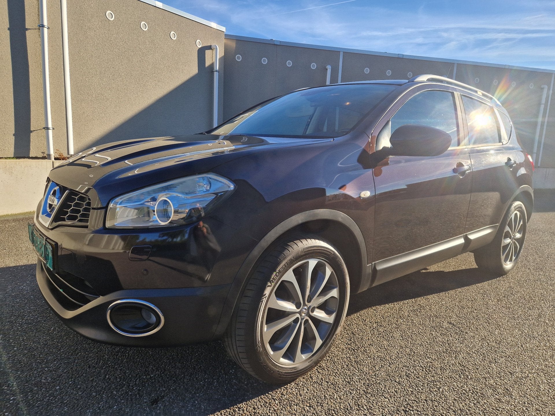 Nissan QASHQAI 2.0 Tekna (bj 2010), Gebruikt, Bedrijf, Handgeschakeld, 66 €/maand