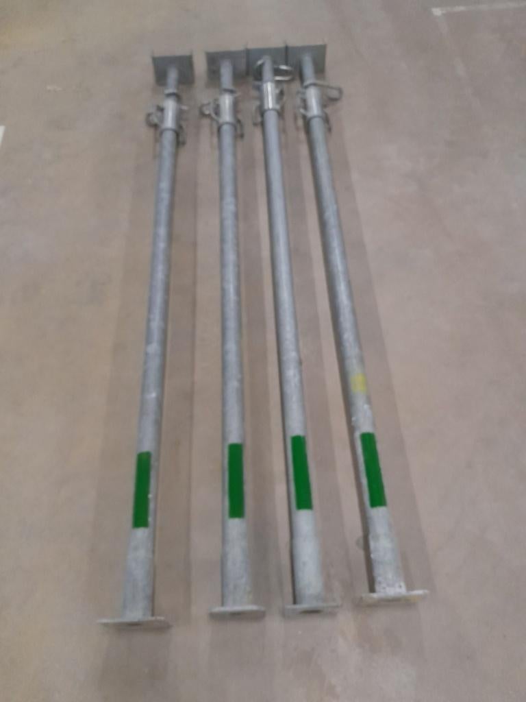 Schroefstempels huren, Ophalen, Zo goed als nieuw, Overige typen, 2 tot 5 meter