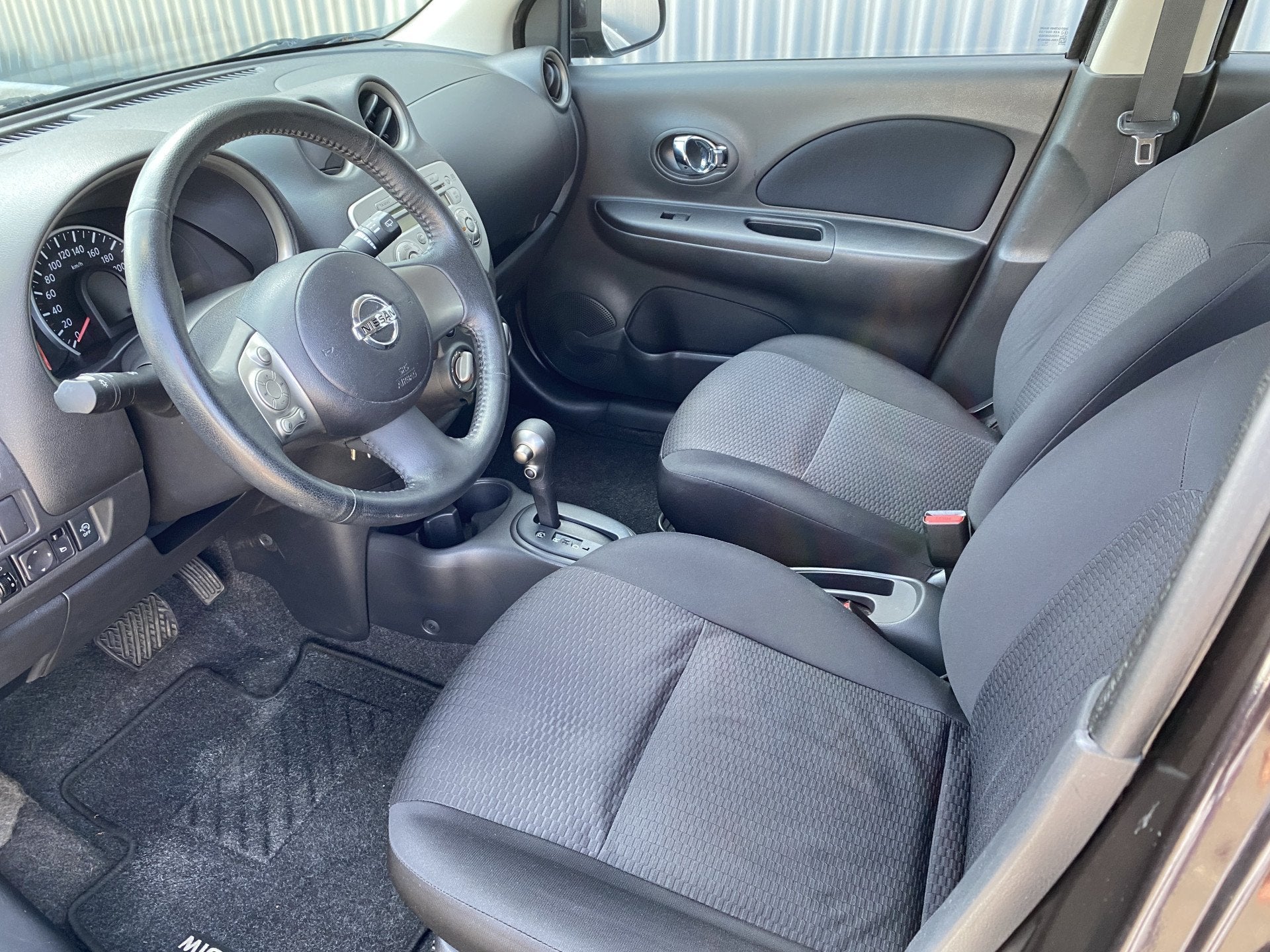 Nissan Micra 1.2 DIG-S Acenta AUTOMAAT, Airconditioning & z., Auto's, Nissan, Euro 5, Stof, Zwart, Overige kleuren