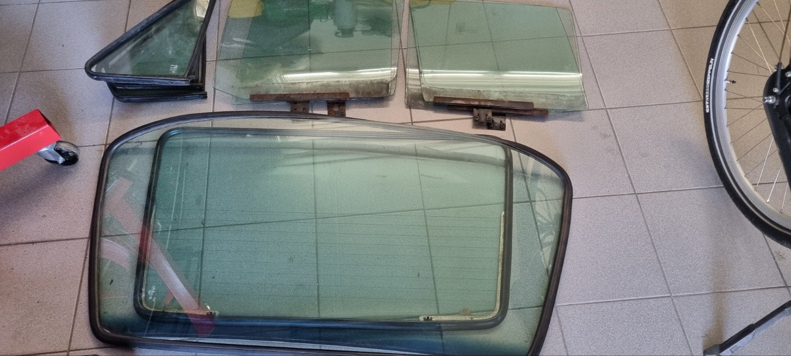 VW Golf 1 5-deurs complete set groen glas, Ophalen, Gebruikt, Volkswagen
