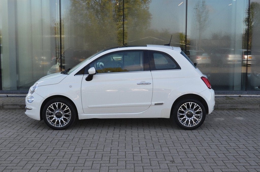 Fiat 500 C 1.2 Young | Pano | Cruise | Navi | Bluetooth, Auto's, Fiat, Voorwielaandrijving, Gebruikt, 4 stoelen, Wit