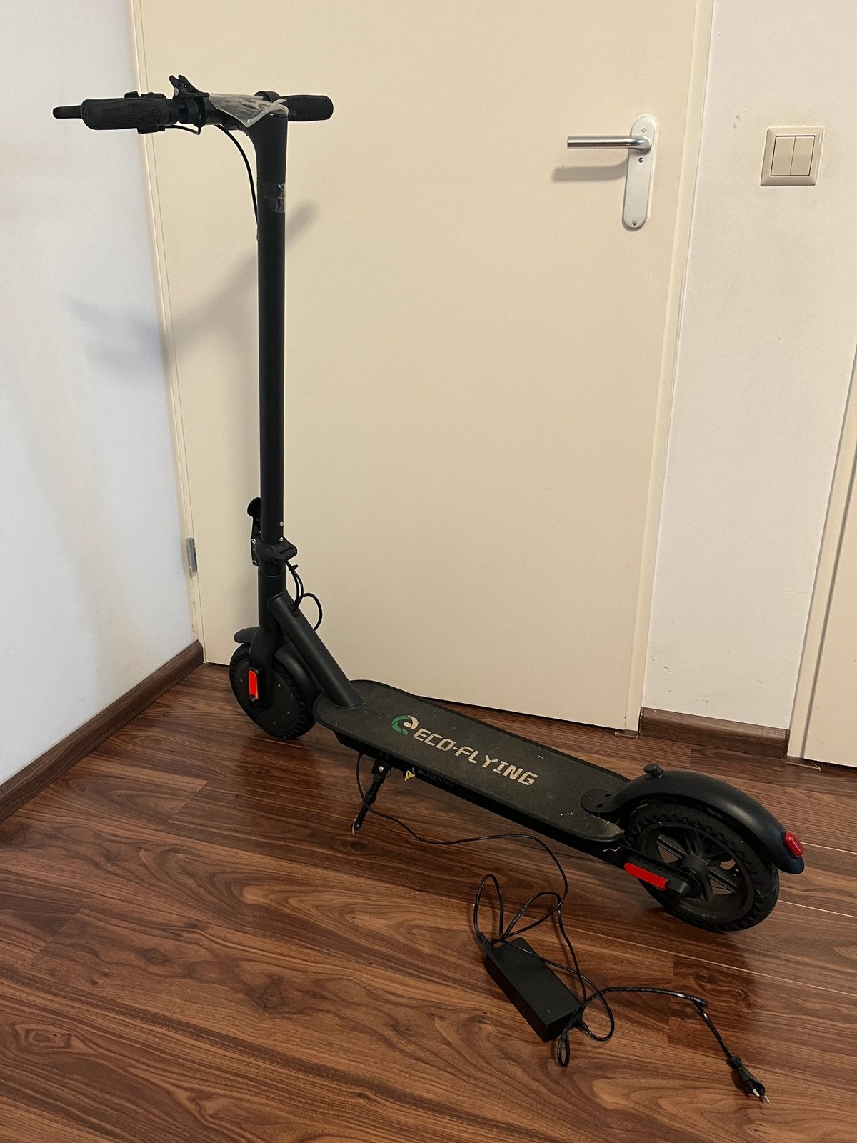 LimitedScooterDeals X10 Elektrische step- 25 km/u-350W, Ophalen of Verzenden, Zo goed als nieuw, Elektrische step (E-scooter)
