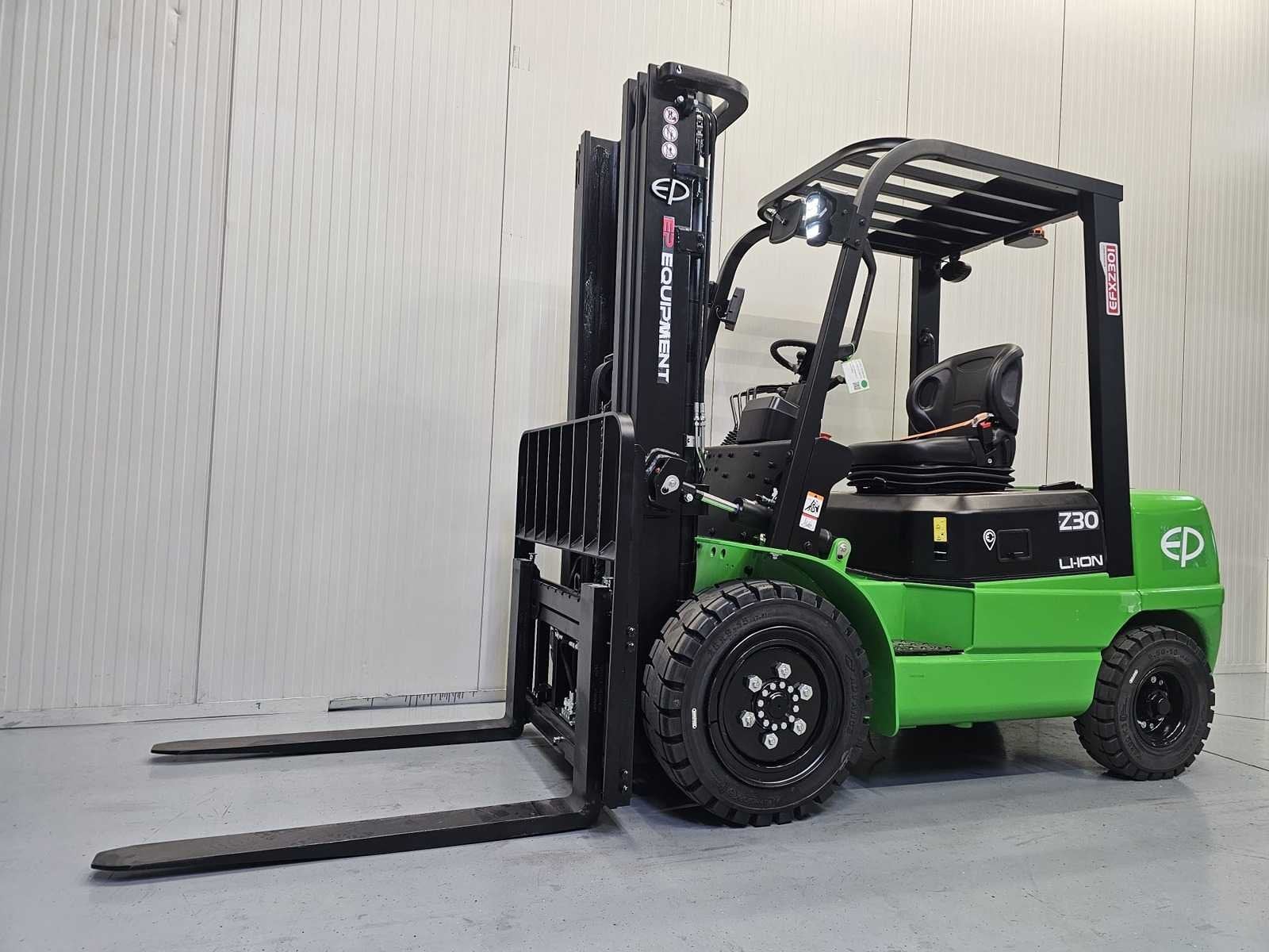 EP EFXZ-301-H Vorkheftruck -Triplex - Freelift - Sideshift -, Elektrisch, Heftruck, EP