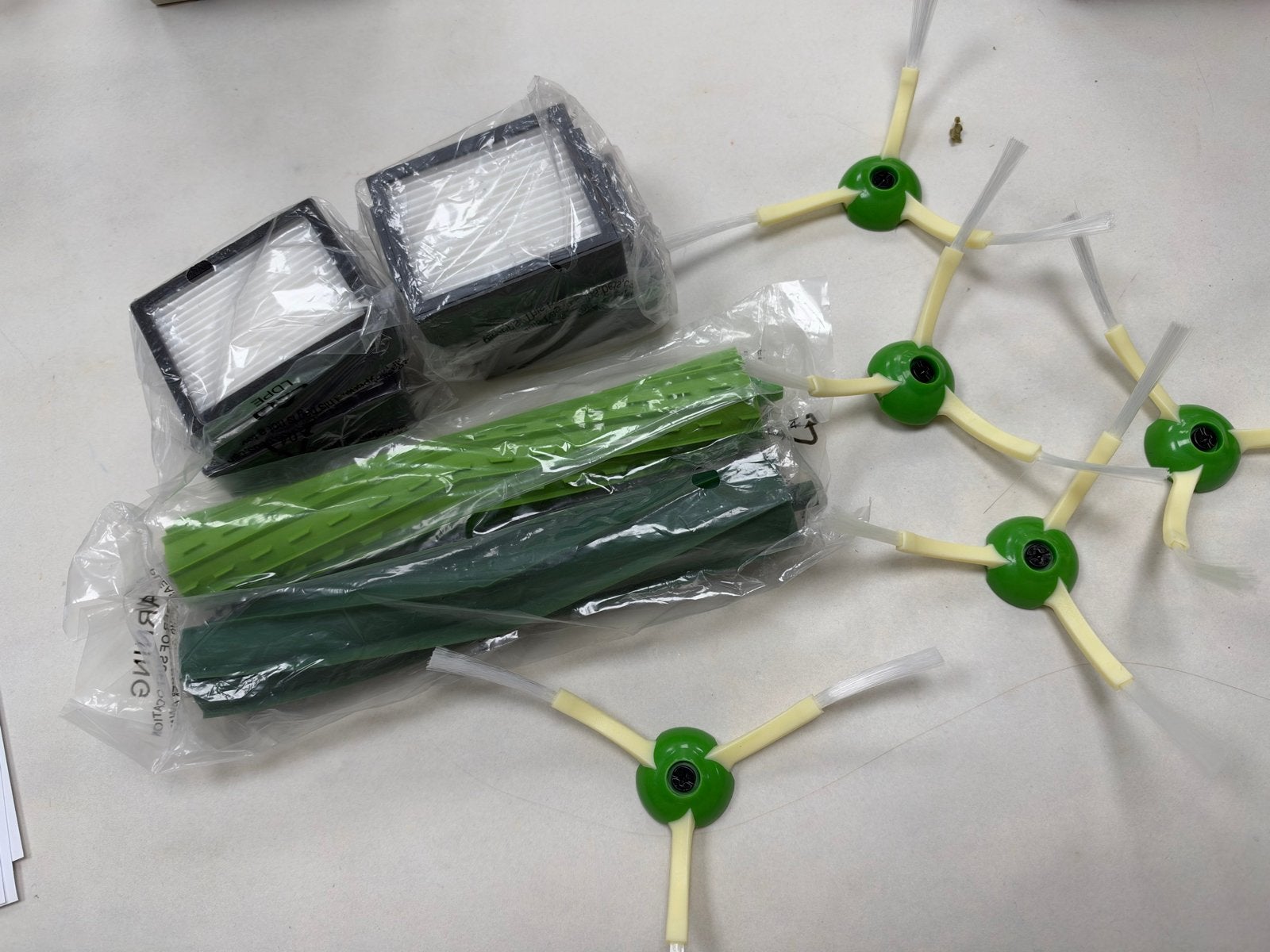iRobot Roomba onderdelen set - filters, borstels, Ophalen of Verzenden, Nieuw