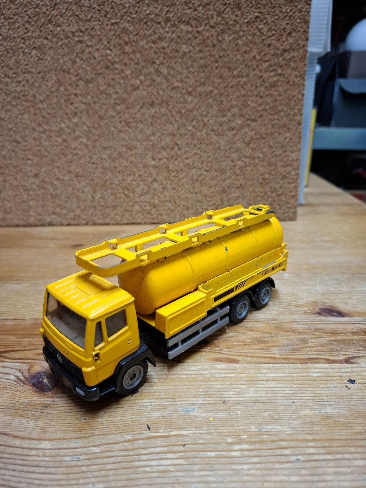 Siku Mercedes tankwagen, Ophalen of Verzenden, Gebruikt, Bus of Vrachtwagen, SIKU
