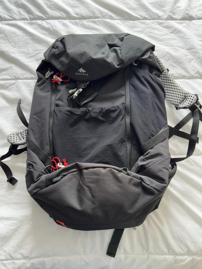 1 Quechua backpacks/rugzakken 40 liter, Gebruikt, 25 tot 40 cm, Trekking, Ophalen