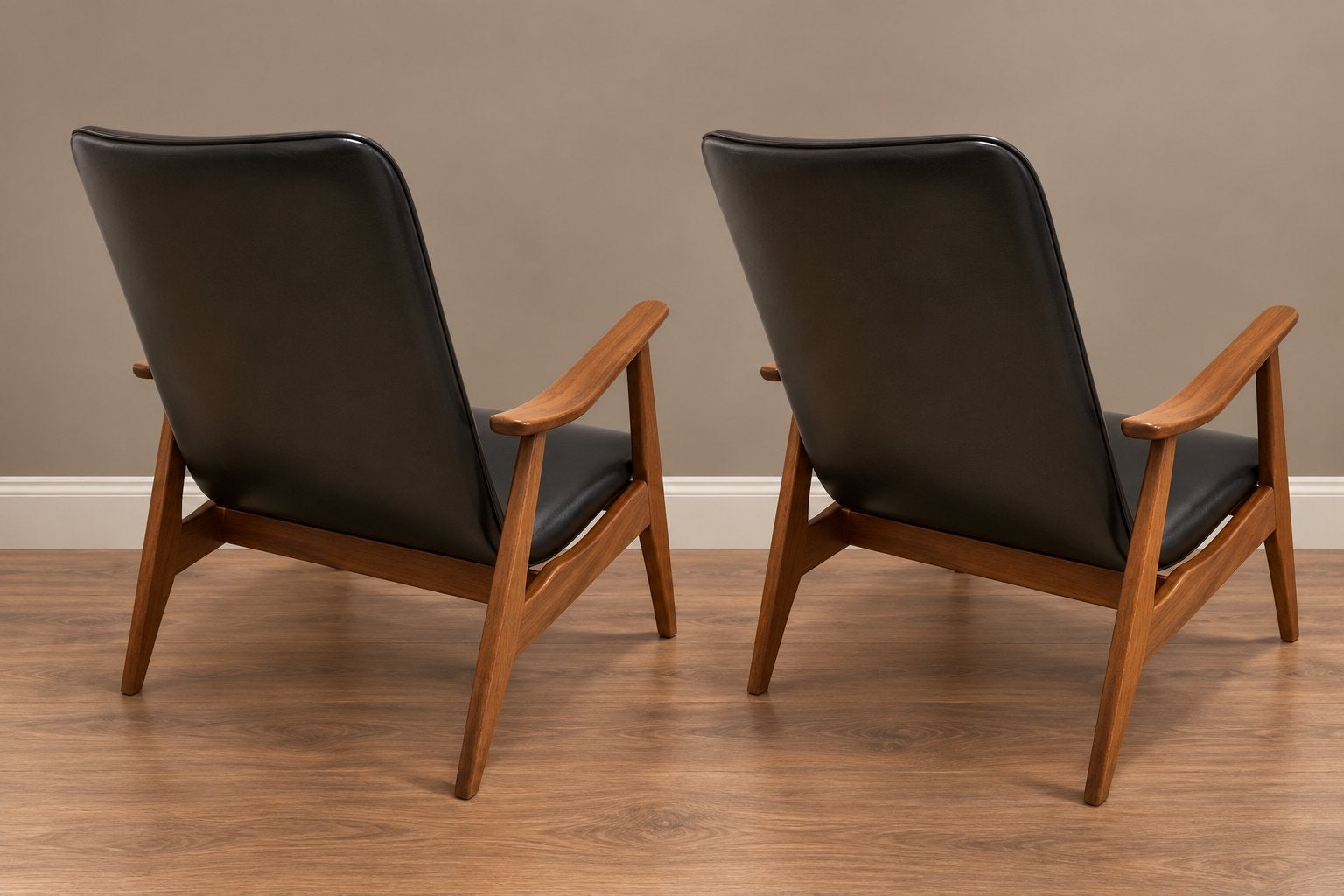 Foto 5 van Set van 2 Louis van Teeffelen WéBé fauteuils – teak & skai