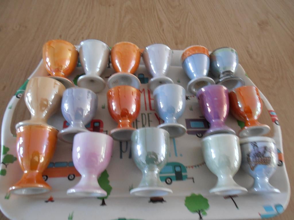 17 art Deco Lustware porseleinen eierdopjes 1920, Ophalen of Verzenden, Gebruikt