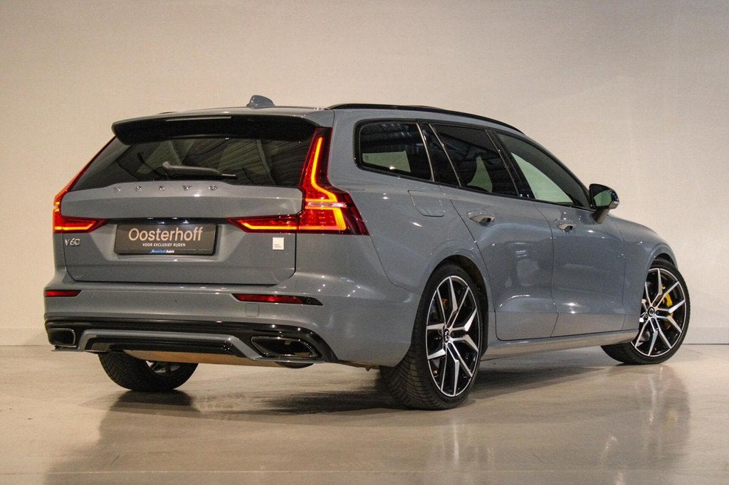 Volvo V60 2.0 T8 AWD Polestar Engineered | PANO | B&W | HUD, Automaat, Gebruikt, Zwart, 1969 cc