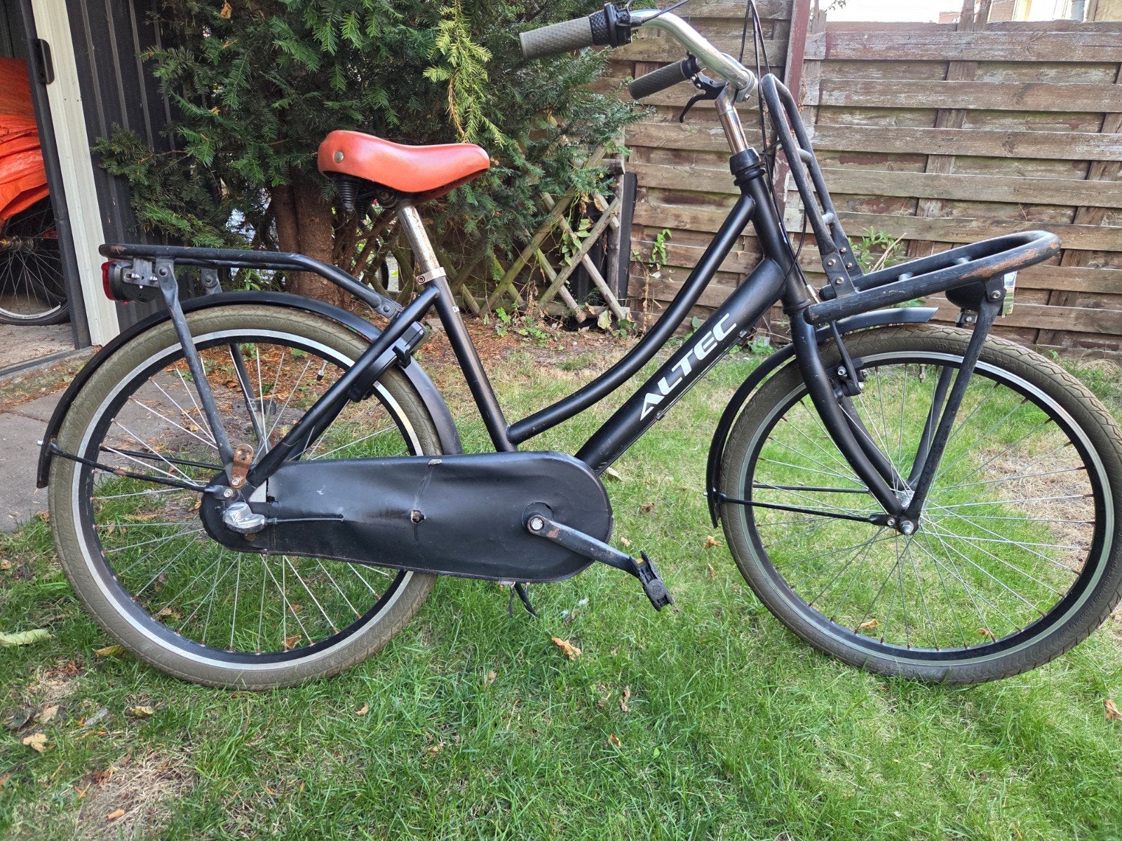 Altec dutch 24 inch kinderfiets met voordrager, Terugtraprem, Altec, Ophalen of Verzenden, Handrem