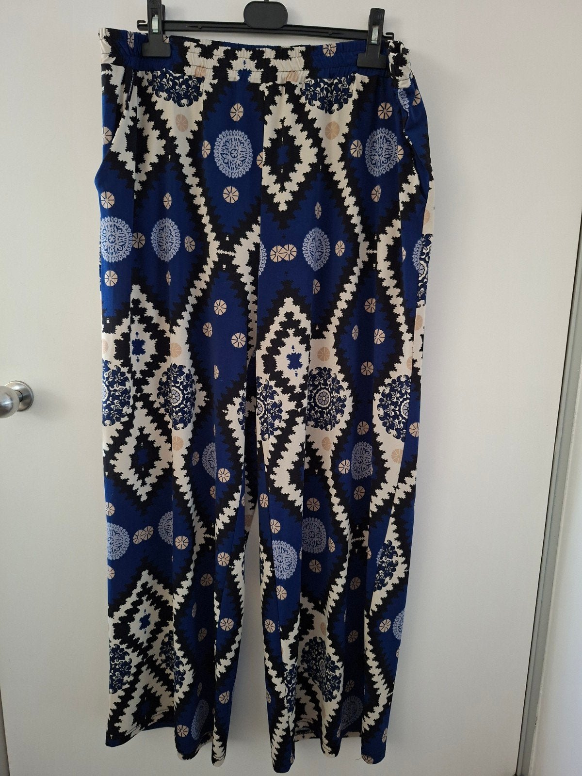 Norah Broek Wijde Pijpen Maat 48 Nieuwstaat, Blauw, Maat 46/48 (XL) of groter, Ophalen of Verzenden, Zo goed als nieuw