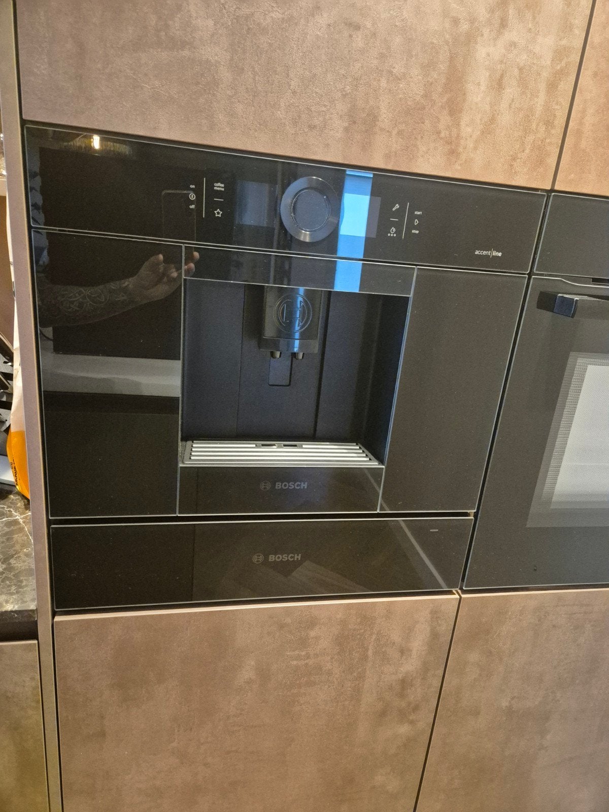Bosch inbouw koffiezetapparaat Accent Line, Ophalen, Zo goed als nieuw, Koffiemachine