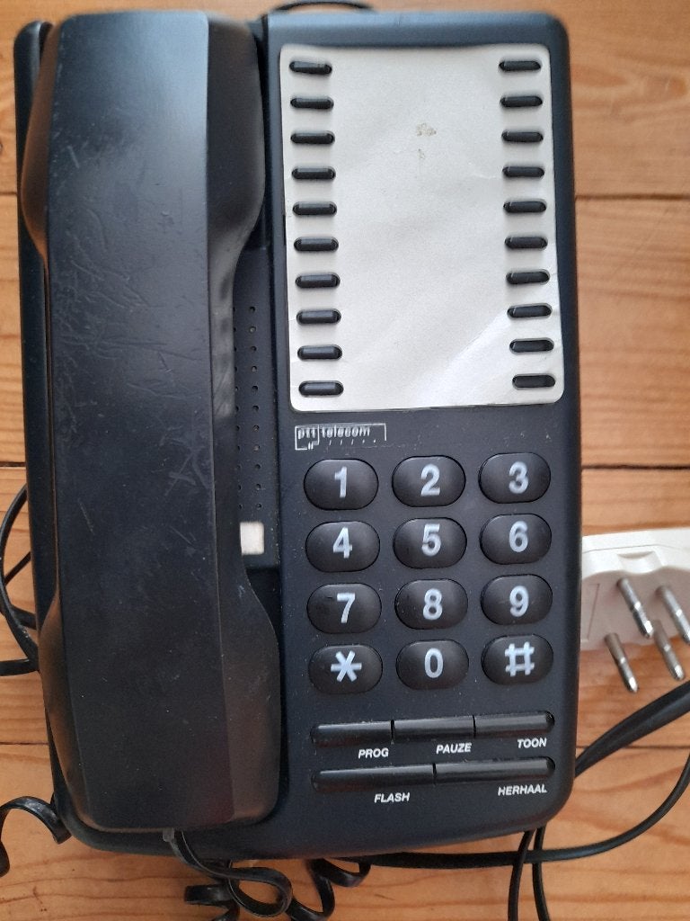 PTT Telecom bordeaux 20 - zwart, Telecommunicatie, Ophalen