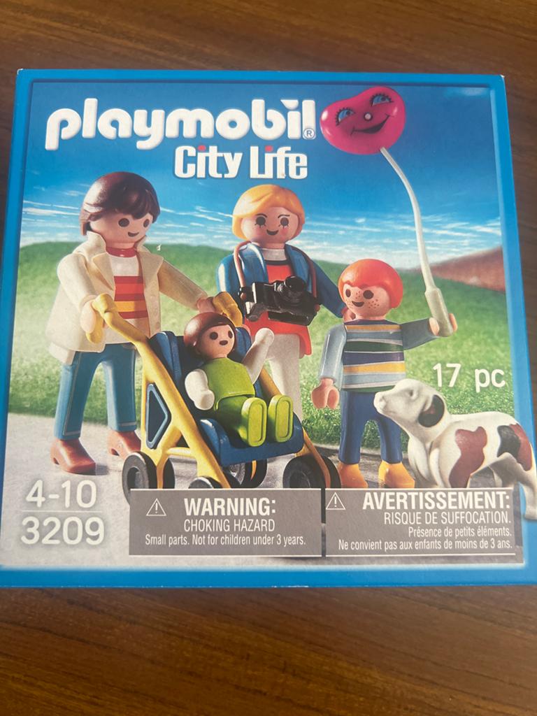 Playmobil City Life 3209 Familie met kinderwagen, Ophalen of Verzenden, Zo goed als nieuw, Complete set