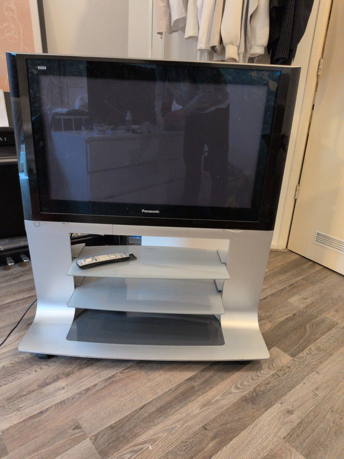 Panasonic Viera TV met standaard - Gebruikt, Gebruikt, Panasonic, HD Ready (720p), LCD