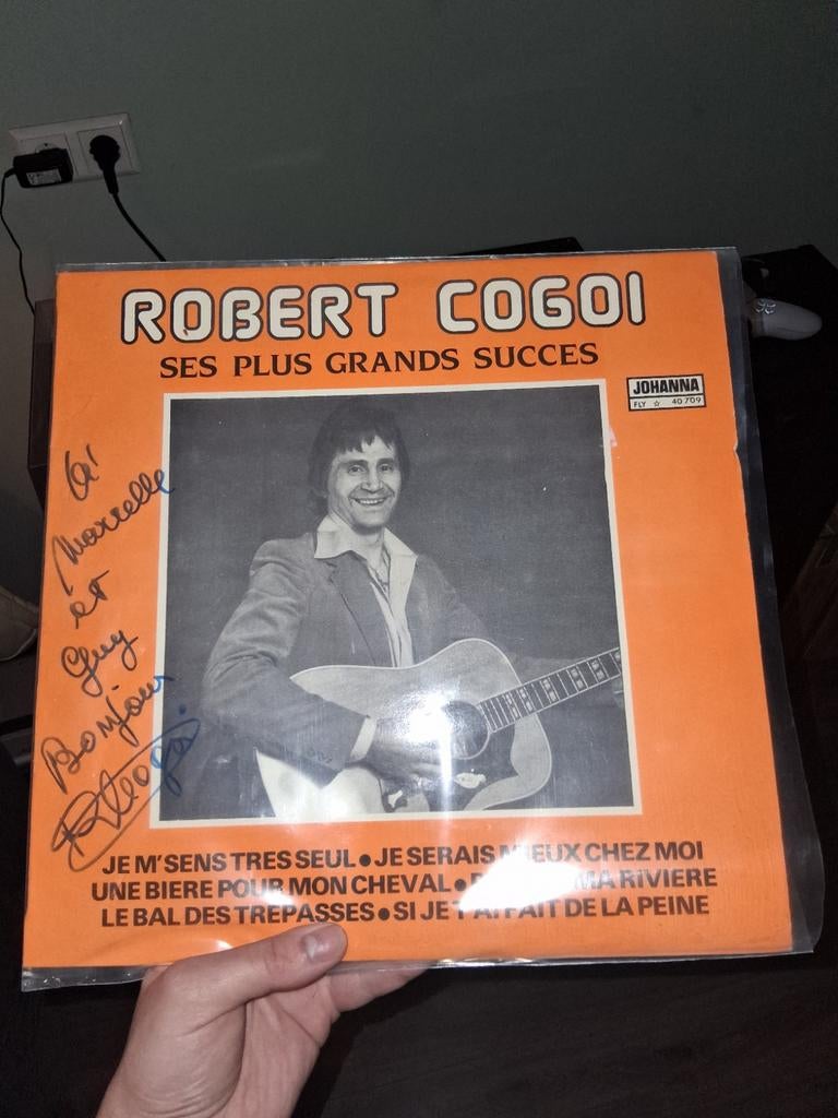 Robert Cogoi - Ses Plus Grands Succes LP gesigneerd, Ophalen of Verzenden, 1970 - 1979, Gebruikt, 12 inch