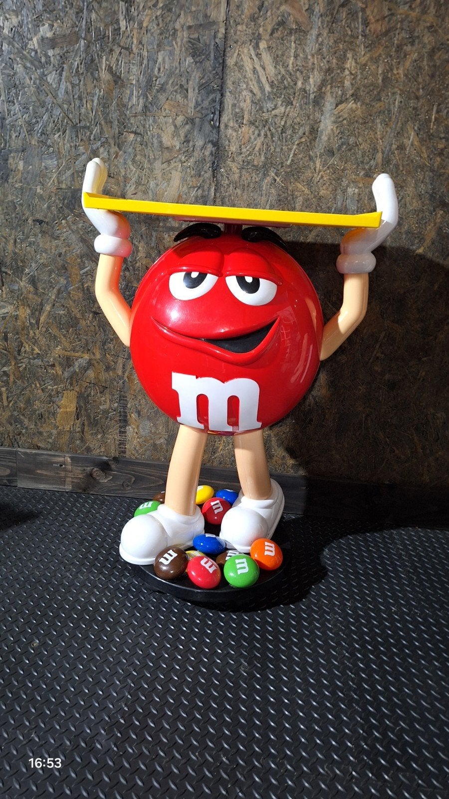 M&M's Display Figuur - Rood met Dienblad, Ophalen, Gebruikt