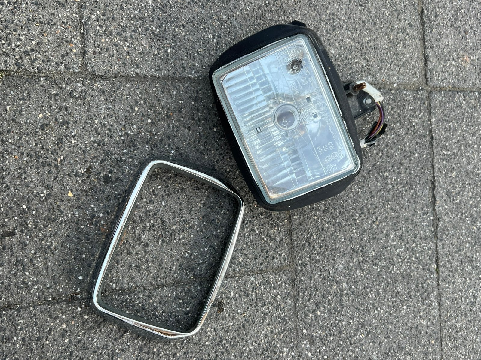 Vespa S50 Koplamp + Chrome rand, Ophalen of Verzenden, Zo goed als nieuw, Koplamp, Vespa