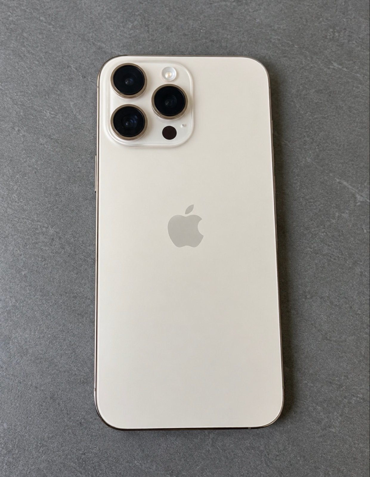 iPhone 16 Pro Max 256GB - Zo goed als nieuw, Telecommunicatie, IPhone 16 Pro Max, Zo goed als nieuw, 87 %, Zonder simlock