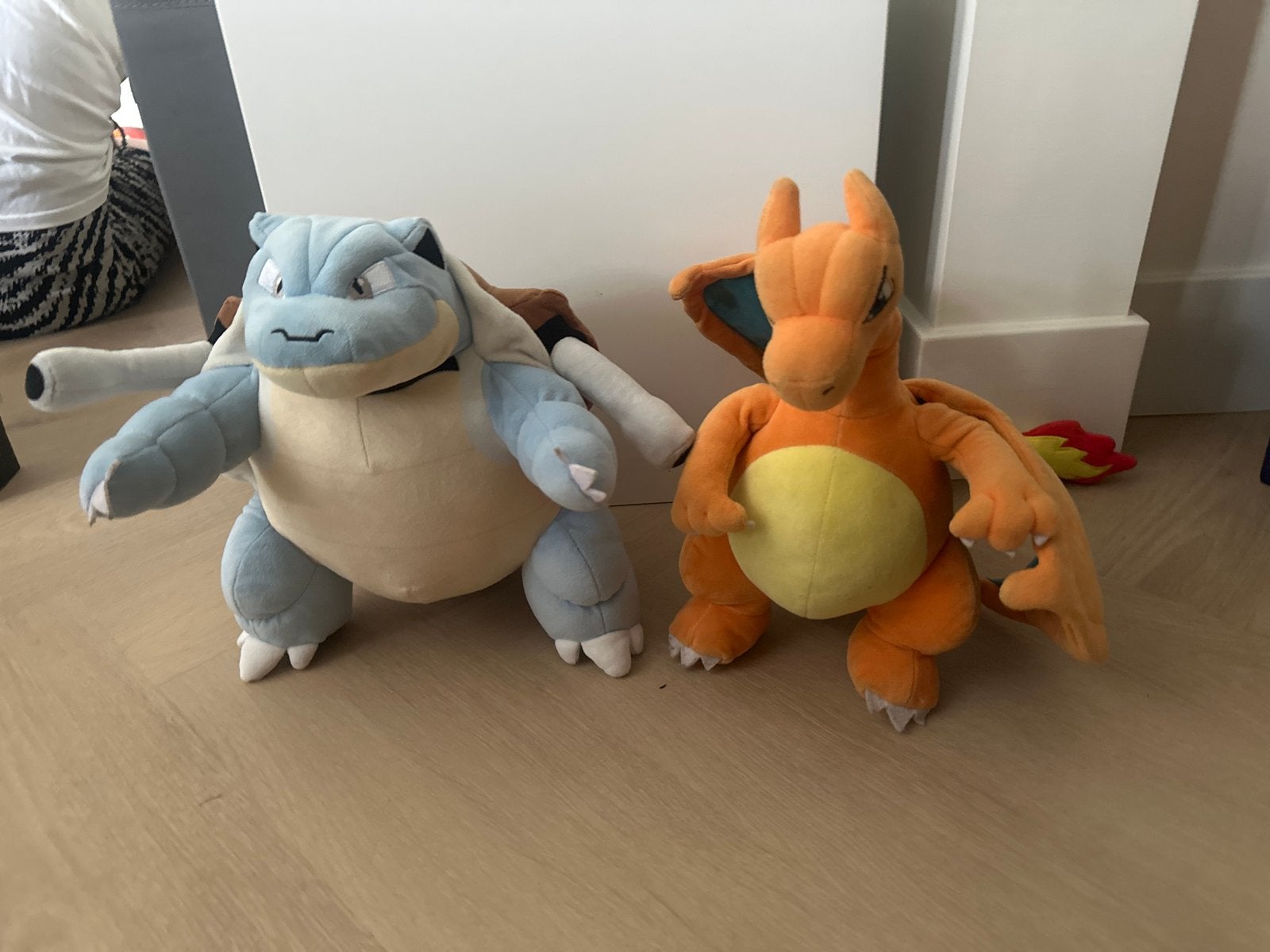 Pokémon knuffels: Blastoise en Charizard, Gebruikt, Overige merken, Overige typen, Blauw