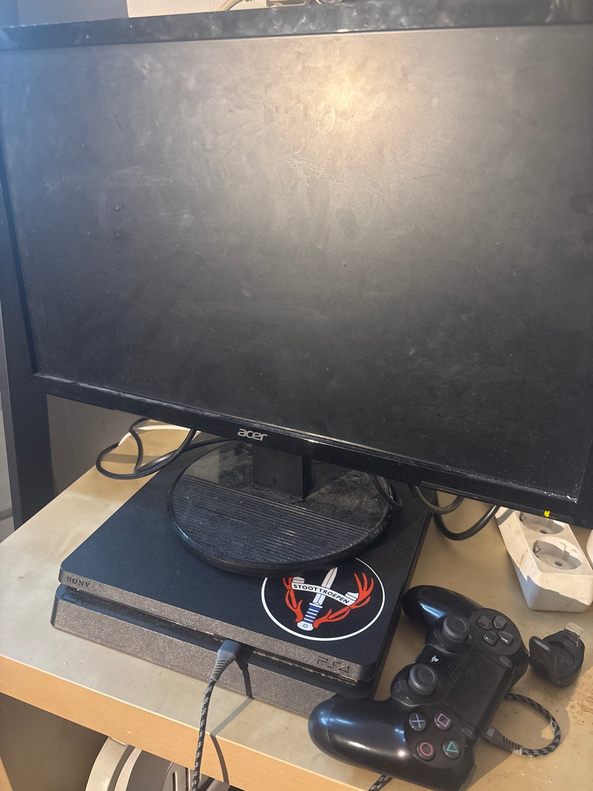 PS4 Slim met monitor, controller en Red Dead Redemption 2, Ophalen, Met 1 controller, Slim, 500 GB