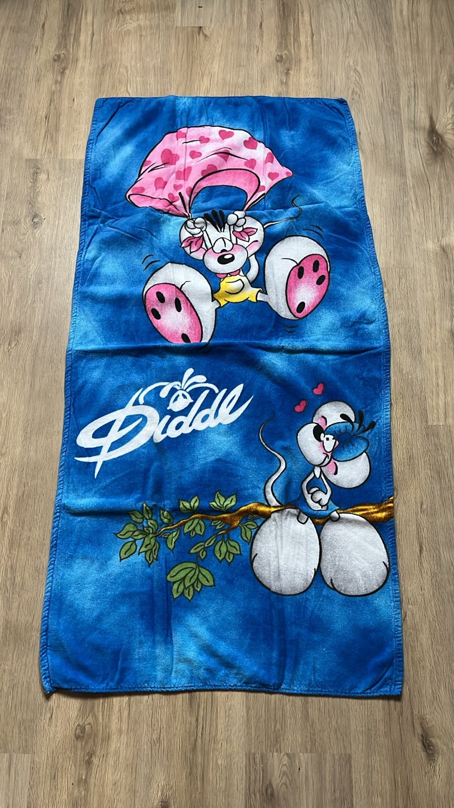 Leuke Diddle badlaken 63x138 cm, Huis en Inrichting, Woonaccessoires | Overige, Ophalen of Verzenden, Gebruikt, Blauw, Textiel