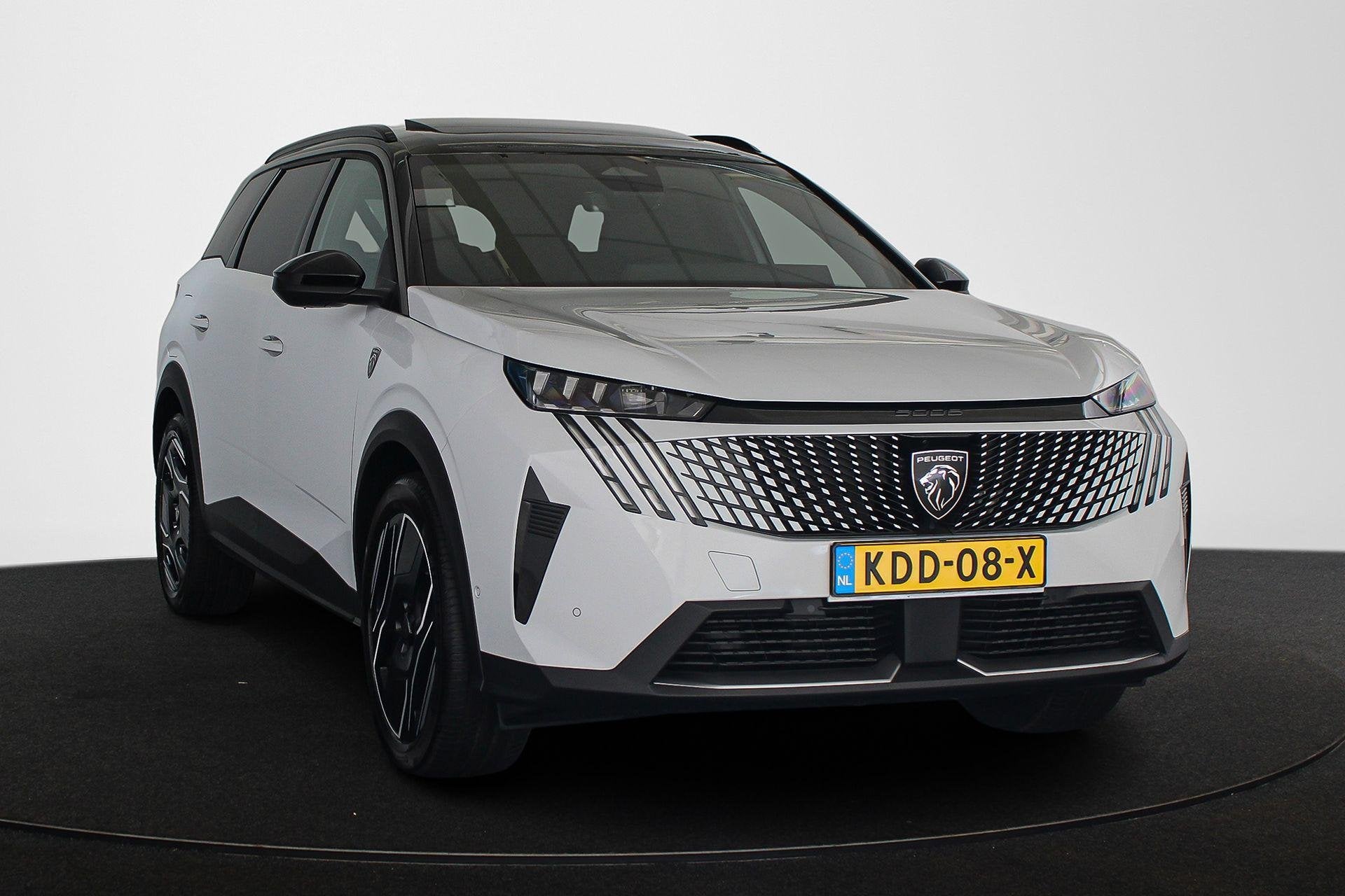 Peugeot 5008 1.6 Plug-in Hybrid 195 GT Exclusive 7p Panorama, 4 cilinders, 7 stoelen, Wit, Hybride Elektrisch/Benzine