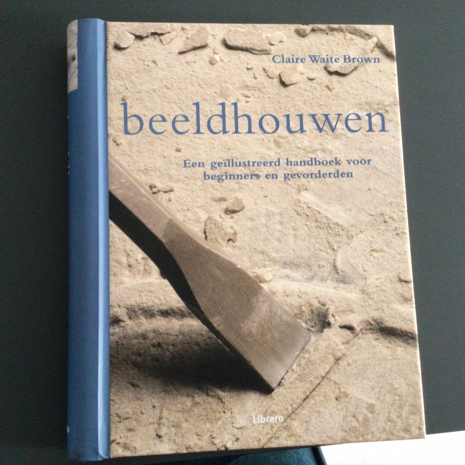 Claire Waite Brown - Beeldhouwen, Ophalen of Verzenden, Zo goed als nieuw, C.W. Brown, Kleien en Boetseren