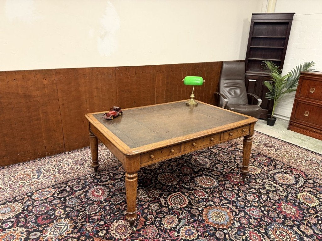 Klassiek Engels Chesterfield Schrijftafel Bureau Partnerdesk, Antiek en Kunst, Ophalen of Verzenden