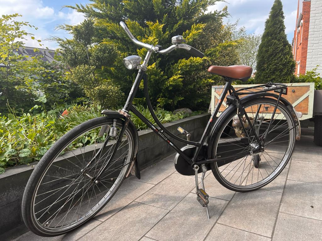 Gazelle fiets - Achterlicht werkt niet, Fietsen en Brommers, Fietsen | Dames | Damesfietsen, Gebruikt, Versnellingen, Gazelle