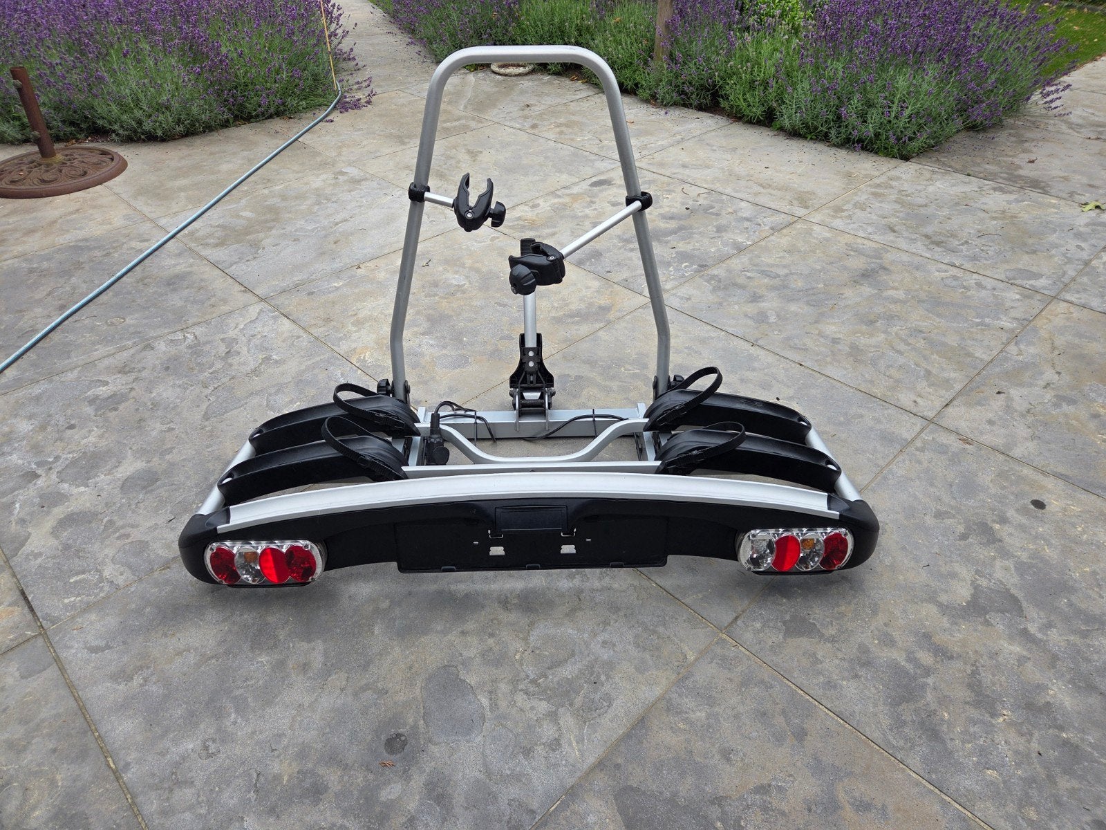 Thule EuroClassic G5 904 Fietsendrager (Volvo), Auto diversen, Ophalen, 2 fietsen, Gebruikt, Trekhaakdrager